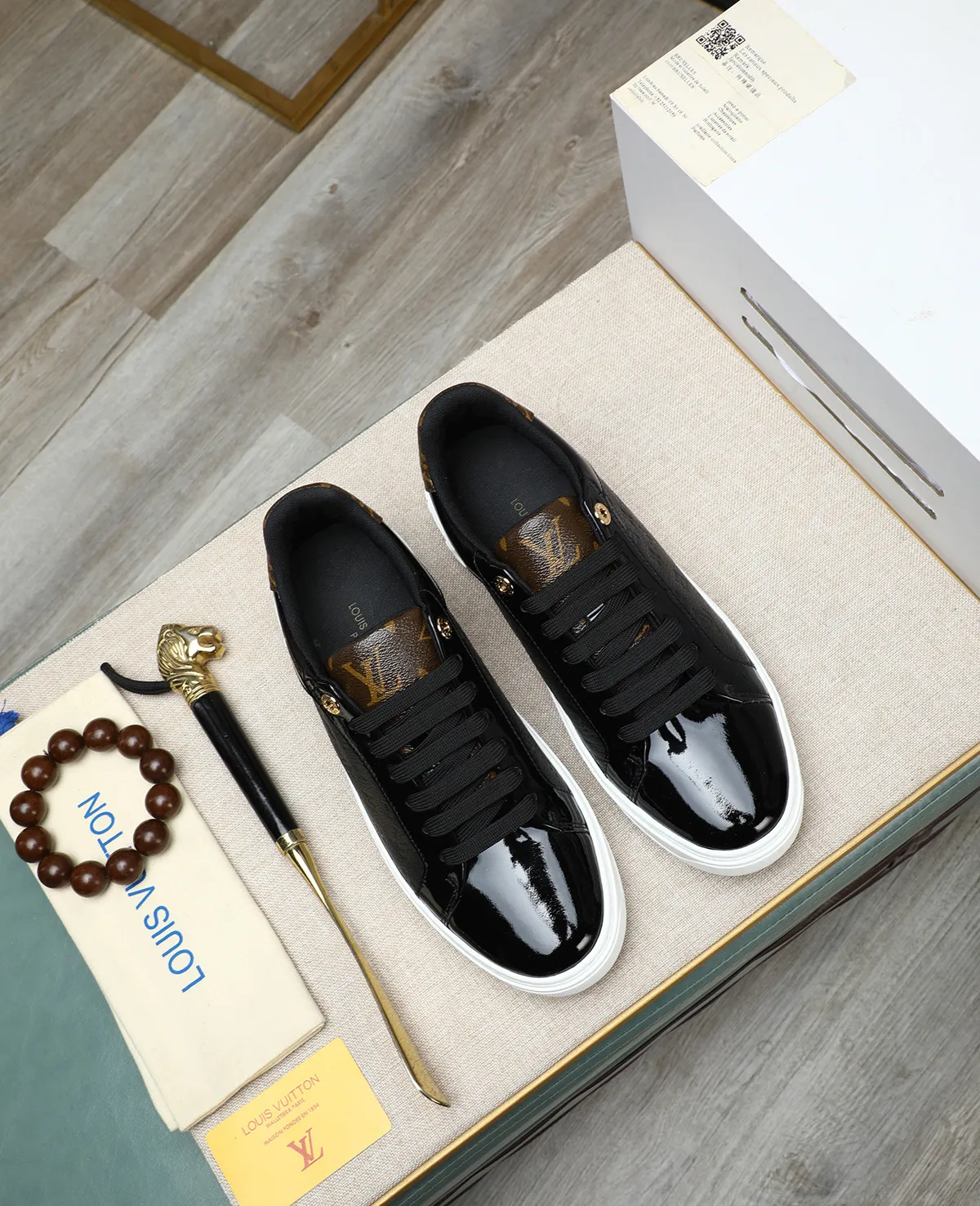 Men's men's shoes 💰540 📛📛(Niuli) high-end [LOUIS VUITTON] Louis Vuitton official website synchronized new products 👟Milan fashion catwalk style 🇰🇾🇰🇾LV family logo, celebrity style, a must-have for fashionistas ⚠️Top-layer calfskin ➕Cow leather lining ➕Mesh lining Official website original special outsole👞Number 38-44